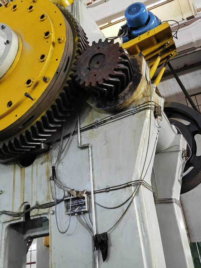 Used 1600 tons Press Hot Forging Yadon MP-1600G