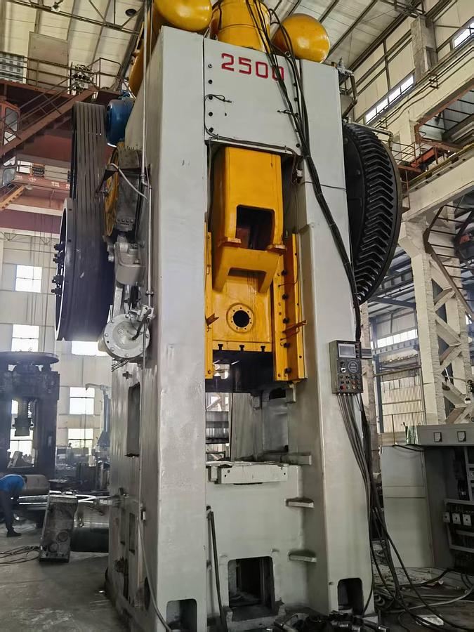 Used 1600 tons Press Hot Forging Yadon MP-1600G
