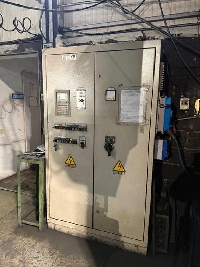Used 650 tons Press Hot Forging Farina GAS650