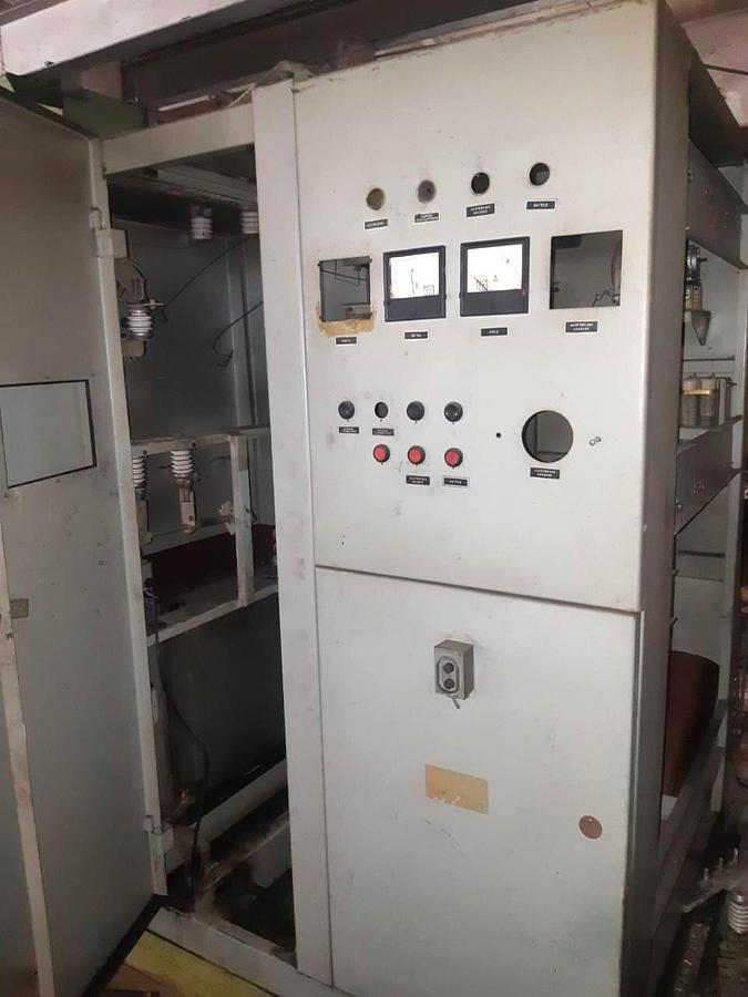 Used 630 tons Press Sheet Stamping Hydraulic Dnepropress 7738