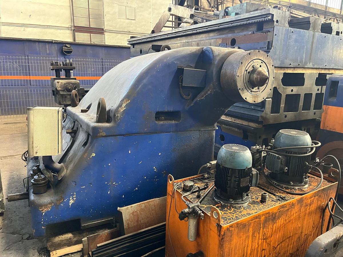 Used Lathe Heavy Duty CNC Skoda