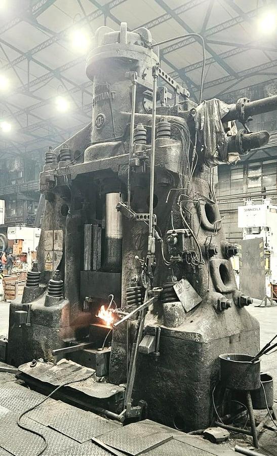 Used 3.5 tons Hammer Forging Pneumatic Huta MPM3000