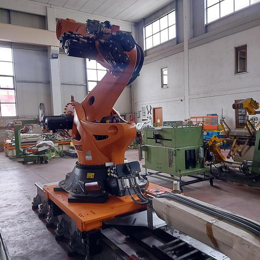 Used Robot KUKA KR1000TITAN