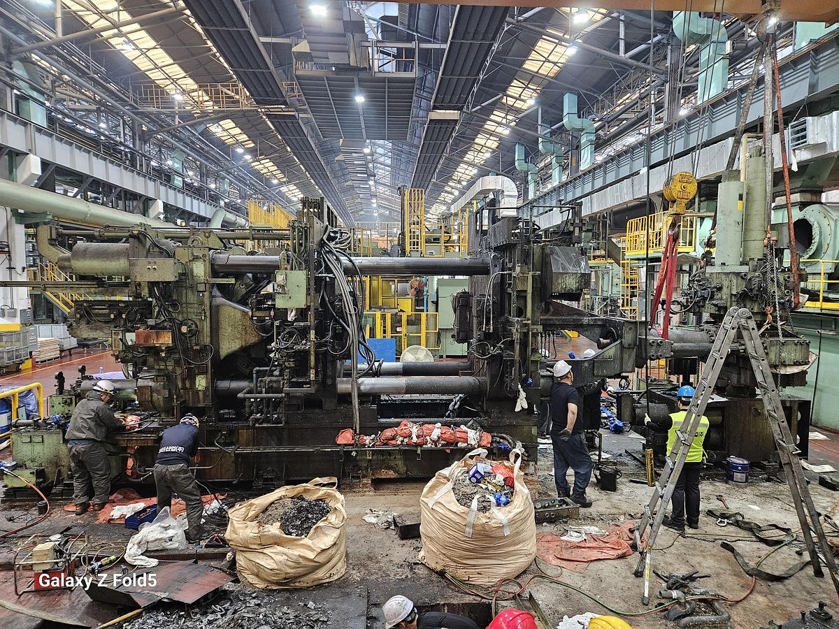 1650 tons Die Casting Machine UBE G-Type