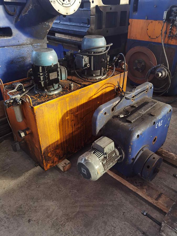 Used Lathe Heavy Duty CNC Skoda