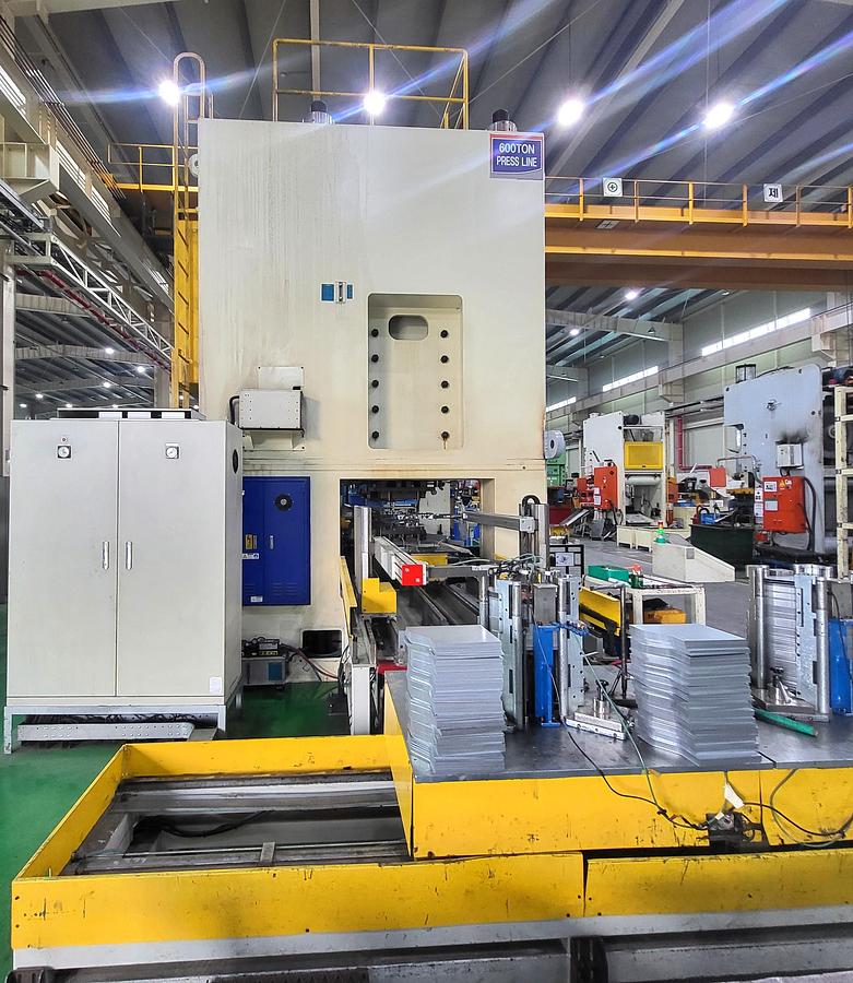 600 tons Press Sheet Stamping Mechanical KMC KDH-600-1