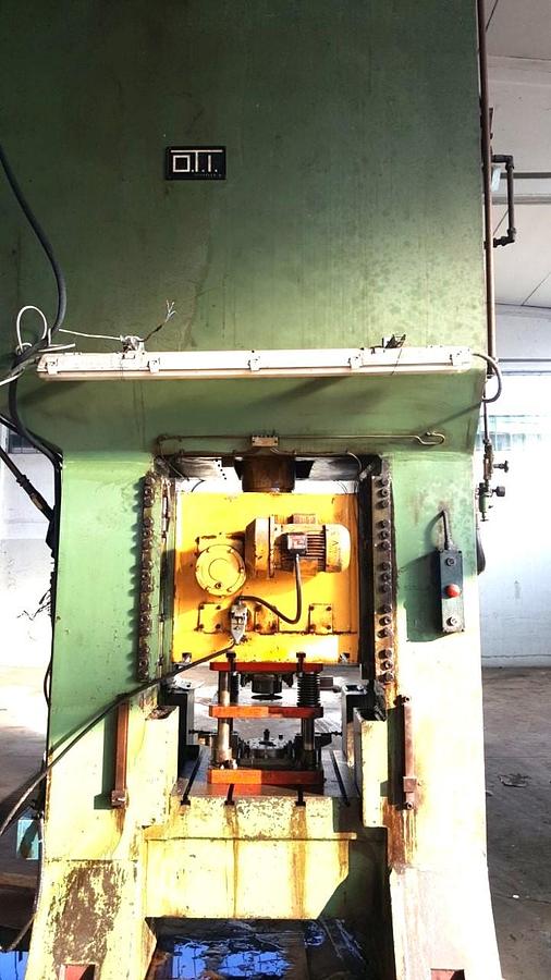 Used 400 tons Press Trimming OTI