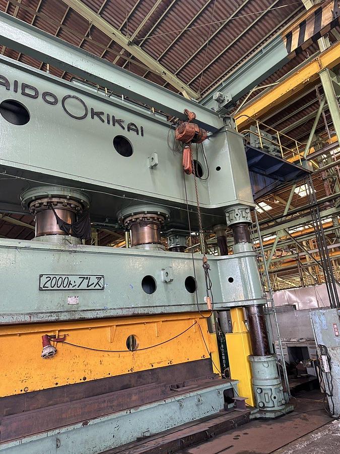Used 2000 tons Press Sheet Stamping Hydraulic Daito KPH-2000