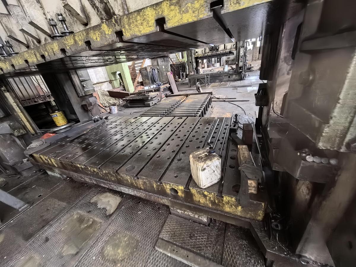 Used 1250 tons Press Sheet Stamping Mechanical Erfurtv PKZZ1250