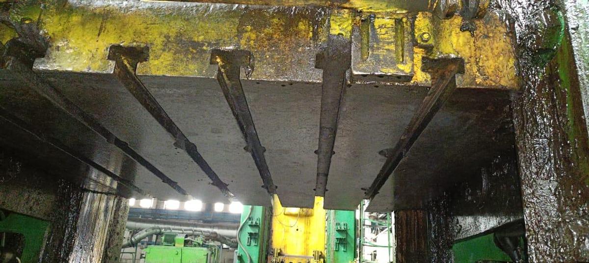 Used 1250 tons Press Trimming PKZe1250 WMW Erfurt