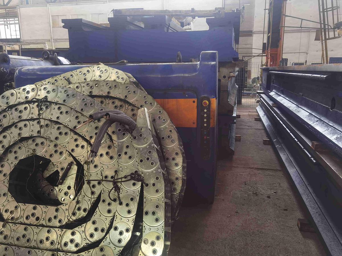 Used Lathe Heavy Duty CNC Skoda