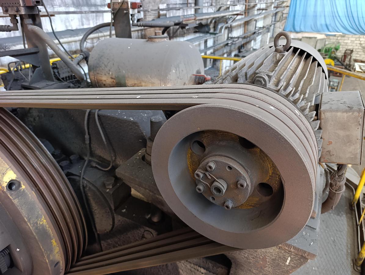 Used 400 tons Press Trimming TMP Voronezh Russia KA2536