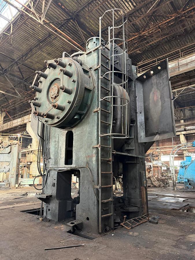 Used 4000 tons Press Hot Forging Chinese DE4000