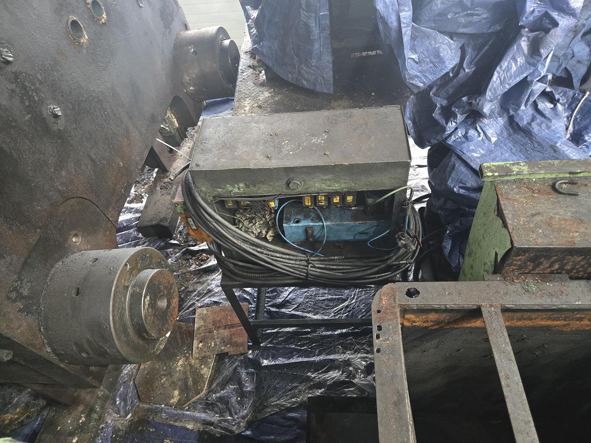 Used 1600 tons Press Hot Forging TMP Voronezh Russia KG8042