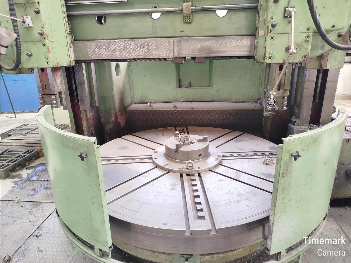 Used Lathe Vertical Turning Tos SK25B