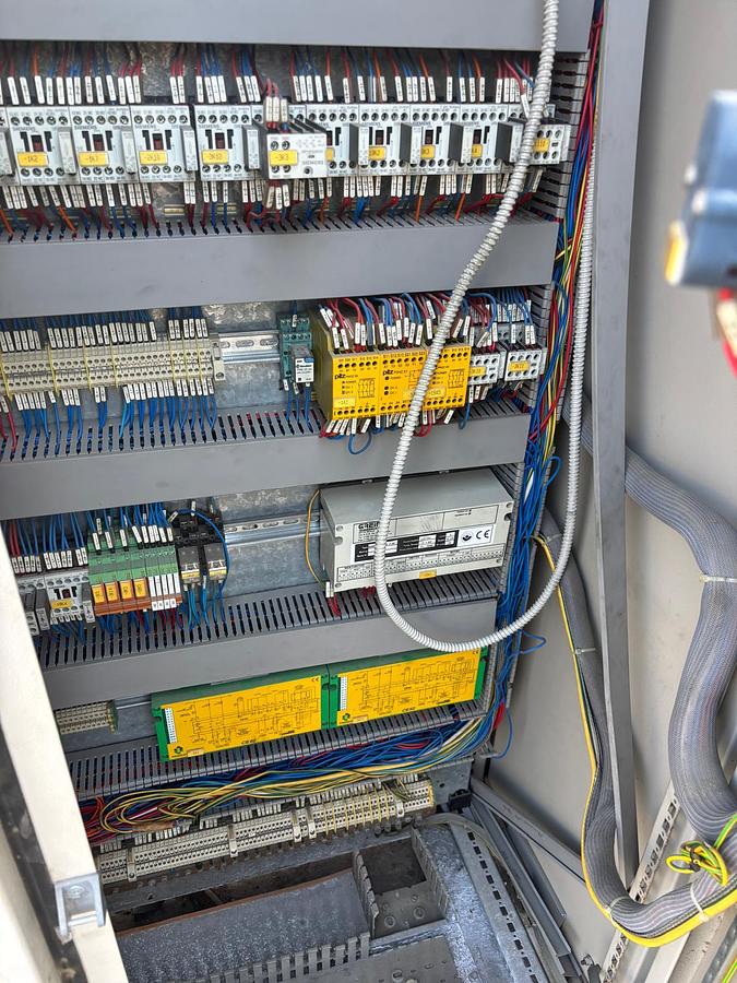 Used 1000 tons Press Knuckle Joint Coining Barnaul KB8340