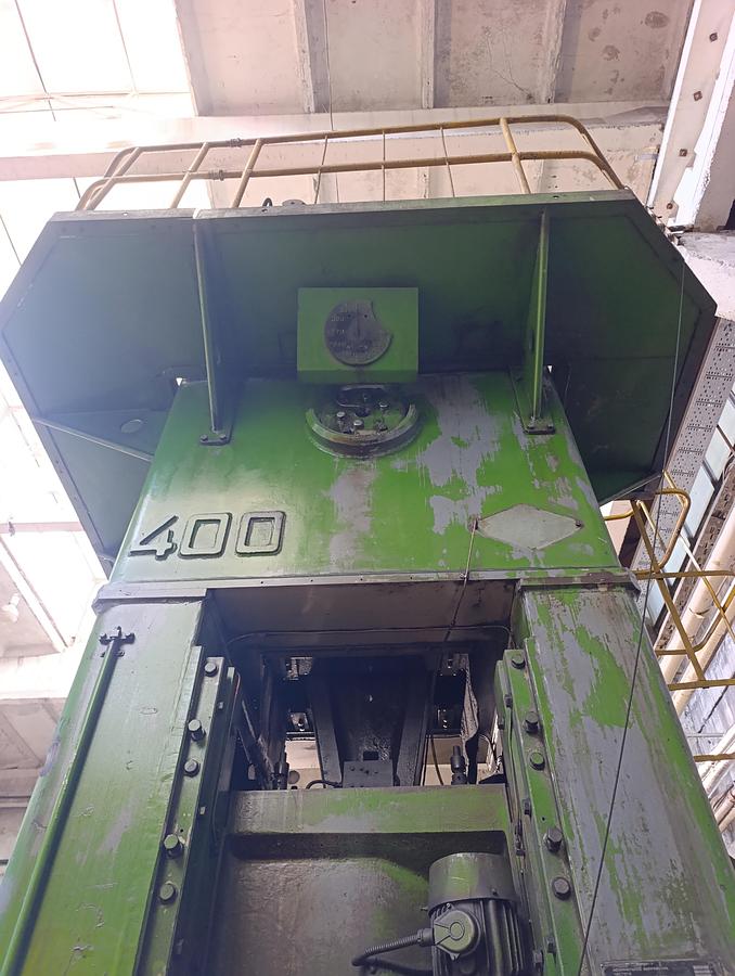 Used 400 tons Press Trimming TMP Voronezh Russia KA2536