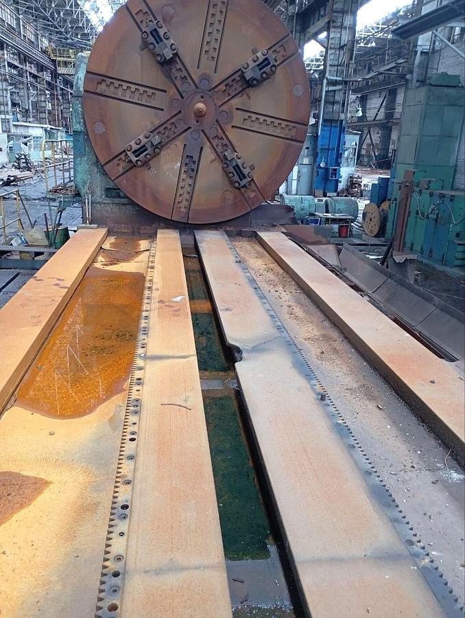 Used Lathe Heavy Duty Russian 1A681