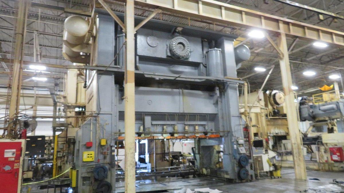 Used 1250 tons Press Sheet Stamping Mechanical Niagara SE4-1250-156-72