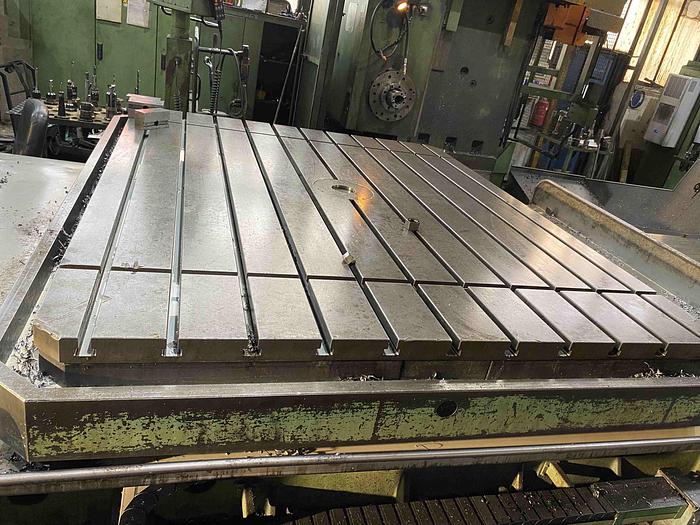 Used Borer Horizontal Table Type CNC Tos Varnsdorf WHQ13