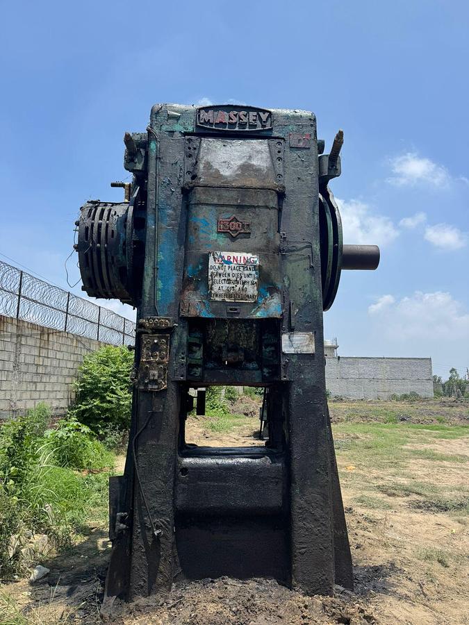 Used 1300 tons Press Hot Forging Massey