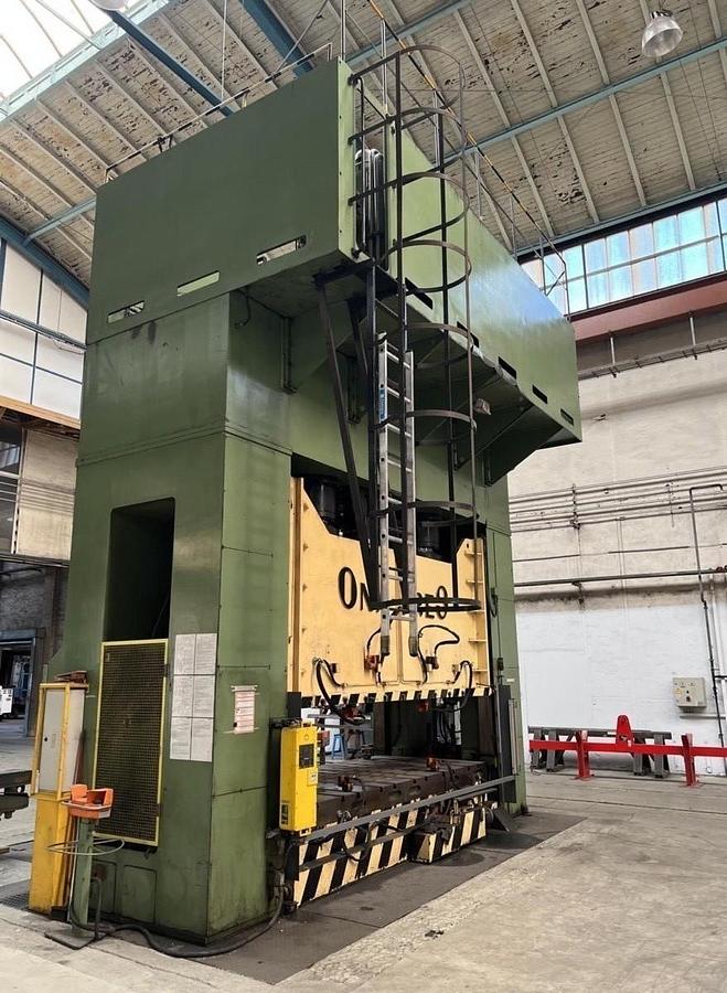 Used 1200 tons Press Hydraulic Ona-Pres PYZT 1200