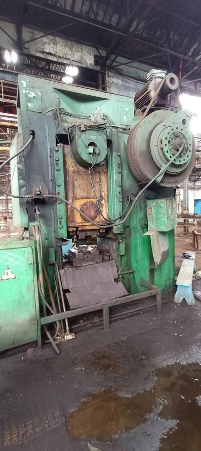 Used 1000 tons Press Knuckle Joint Coining Barnaul KB8340