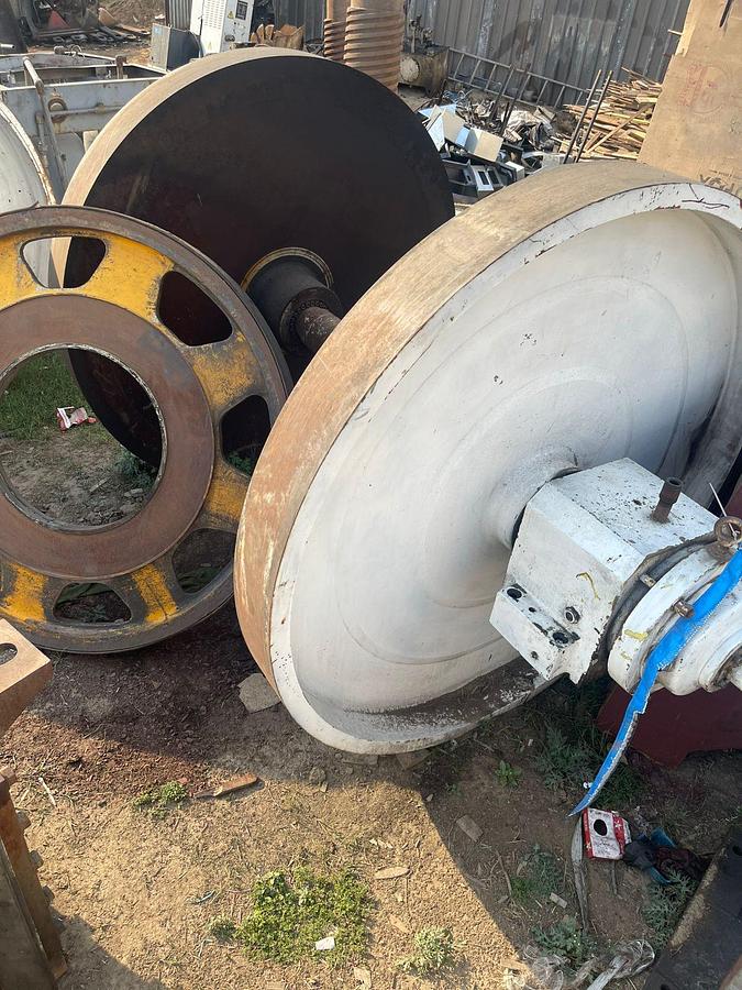 Used 1200 tons Press Friction Screw Dellavia