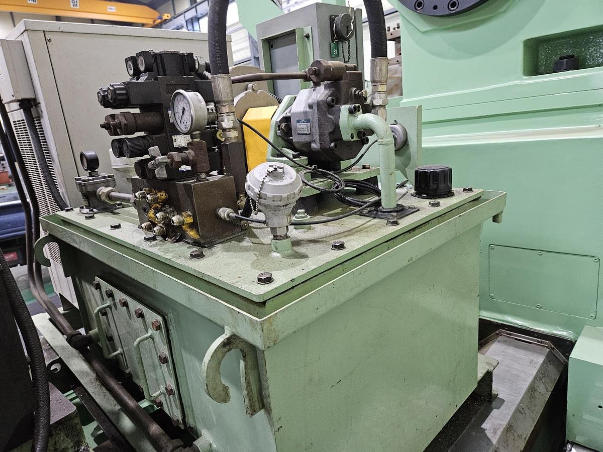Used Lathe CNC Hankook
