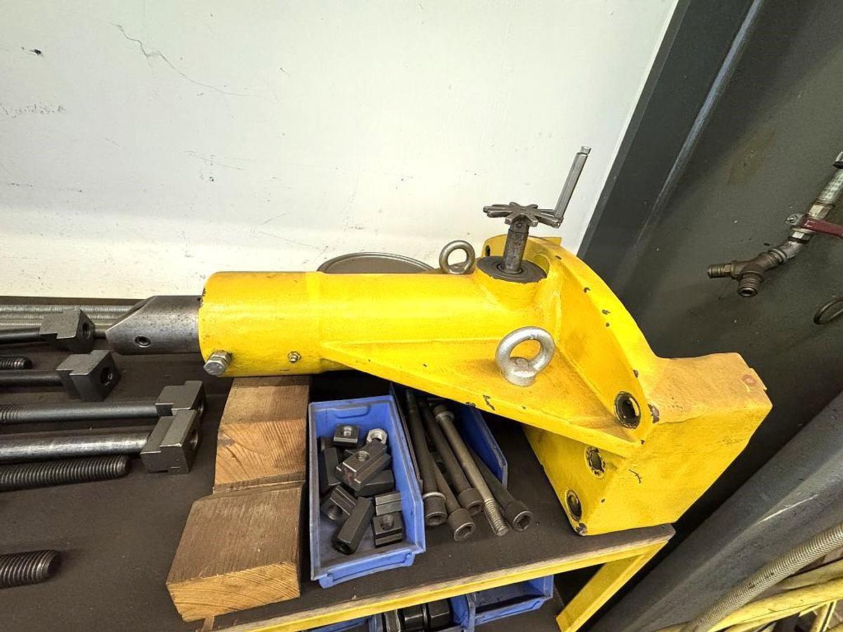 Refurbished Borer Horizontal Floor Type Scharmann WF240