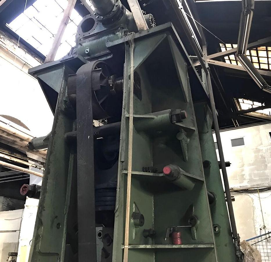 Used 16 tons Hammer Counterblow Beche DGH16