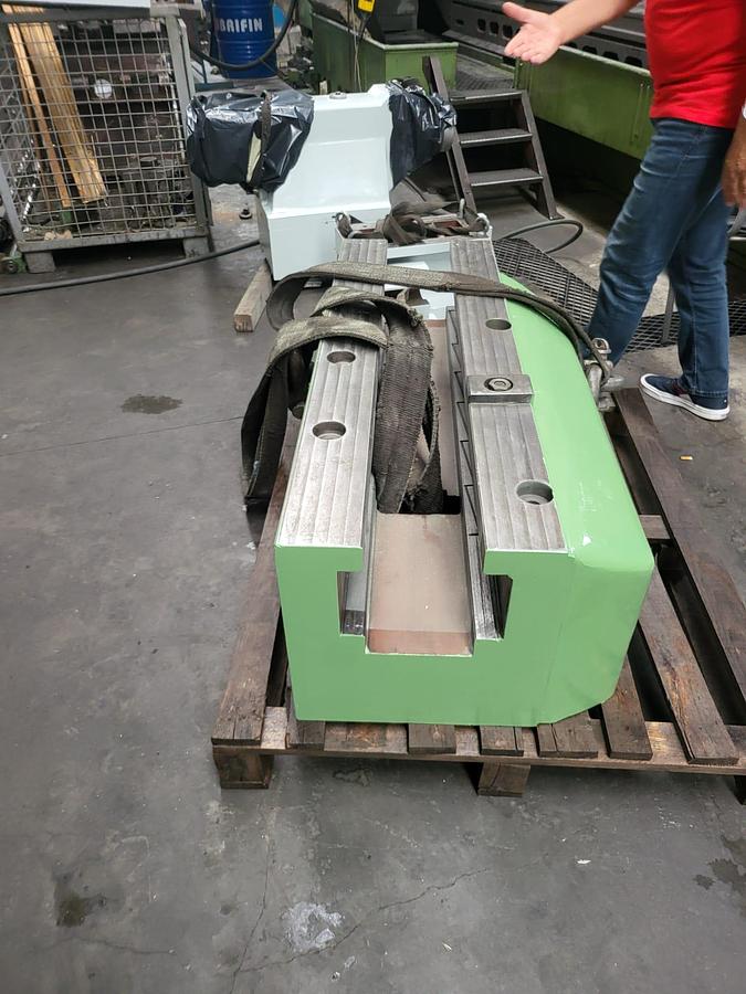 Used Lathe Vertical Turning CNC Titan SC43