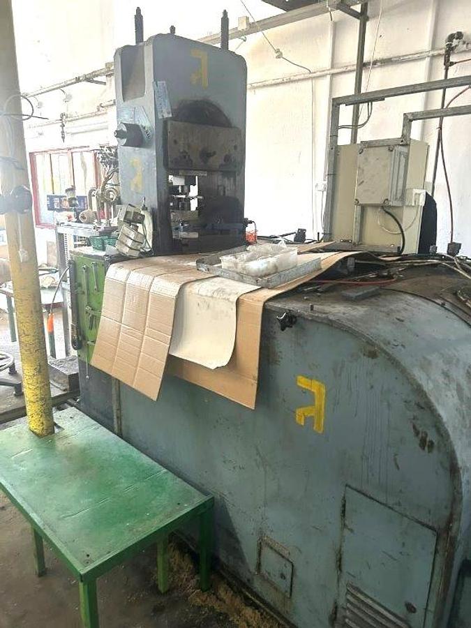 Used 360 tons Press Knuckle Joint Coining Cincinnati HME K360