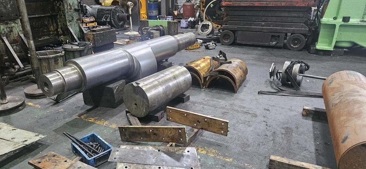 Refurbished 1600 tons Press Hot Forging National Maxipress