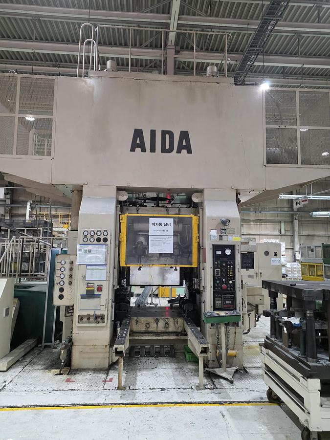 Used 600 tons Press Cold Forging Aida