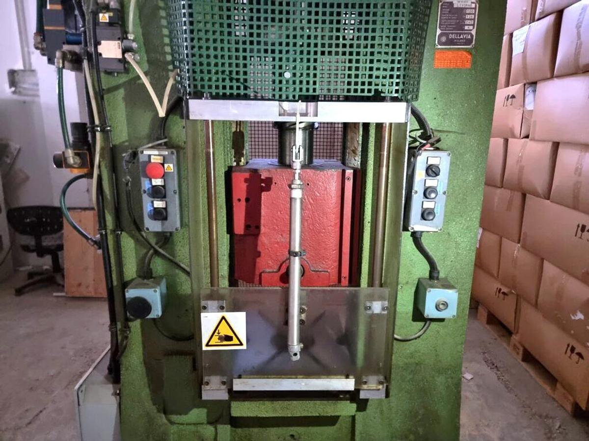 Used 400 tons Press Knuckle Joint Coining Barnaul KB8336