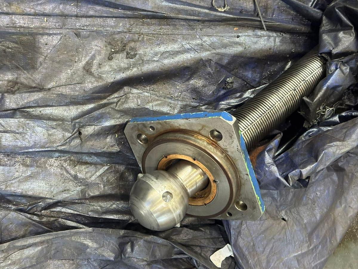 Used 1600 tons Press Hot Forging Hosung HFP1600