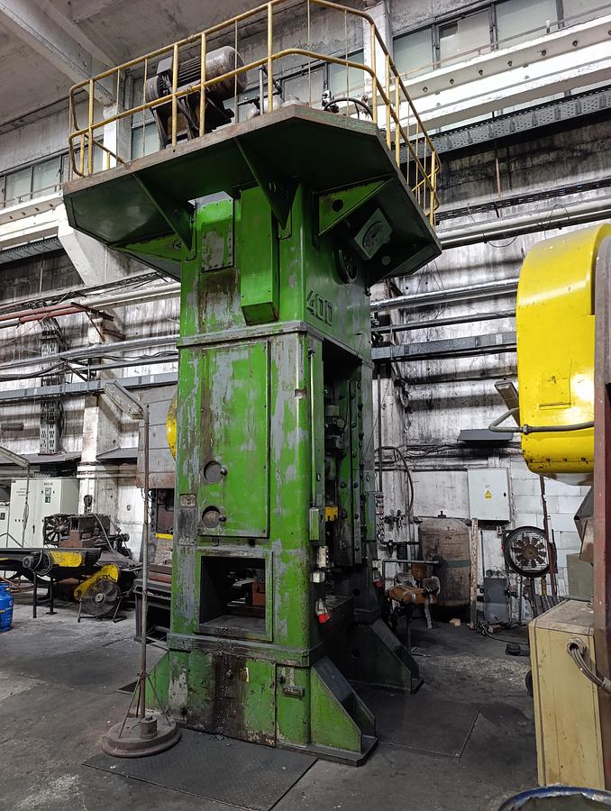 Used 400 tons Press Trimming TMP Voronezh Russia KA2536