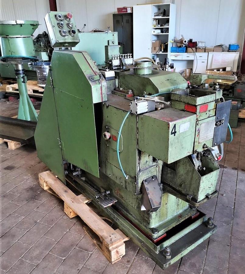 Used Header Progressive Bolt Maker National M34S1