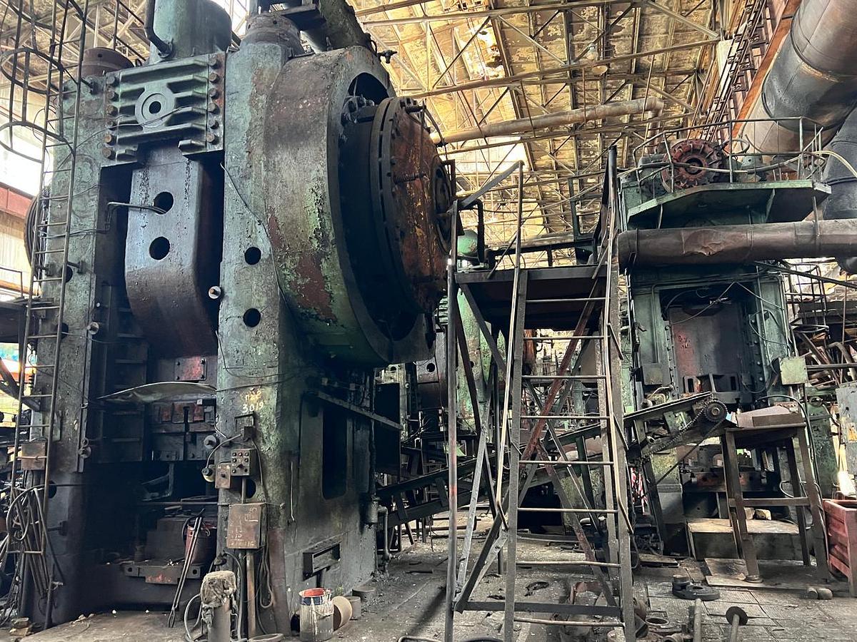 Used 4000 tons Press Hot Forging Smeral LKM4000