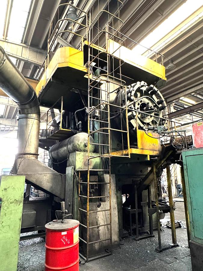 Used 2500 tons Press Hot Forging KB8544