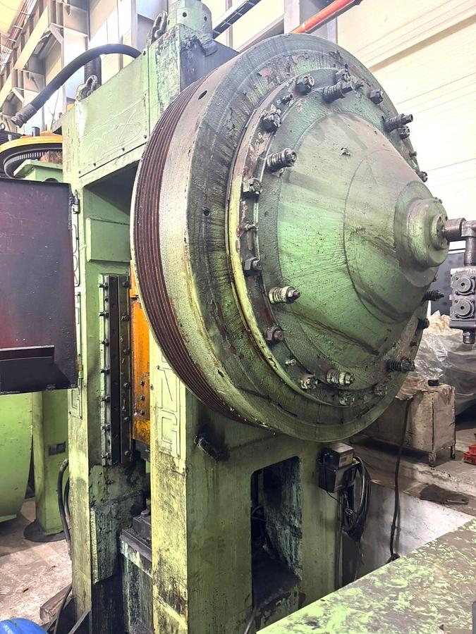 Used 700 tons Press Hot Forging Hosung HFP700