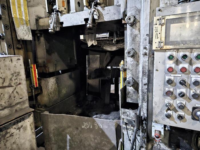 Used Press Cold Forging Hydraulic NCH2000 Neagari
