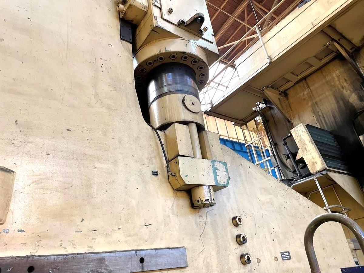 Used 1250 tons Press Brake Mechanical CNC Mengele H1250-10