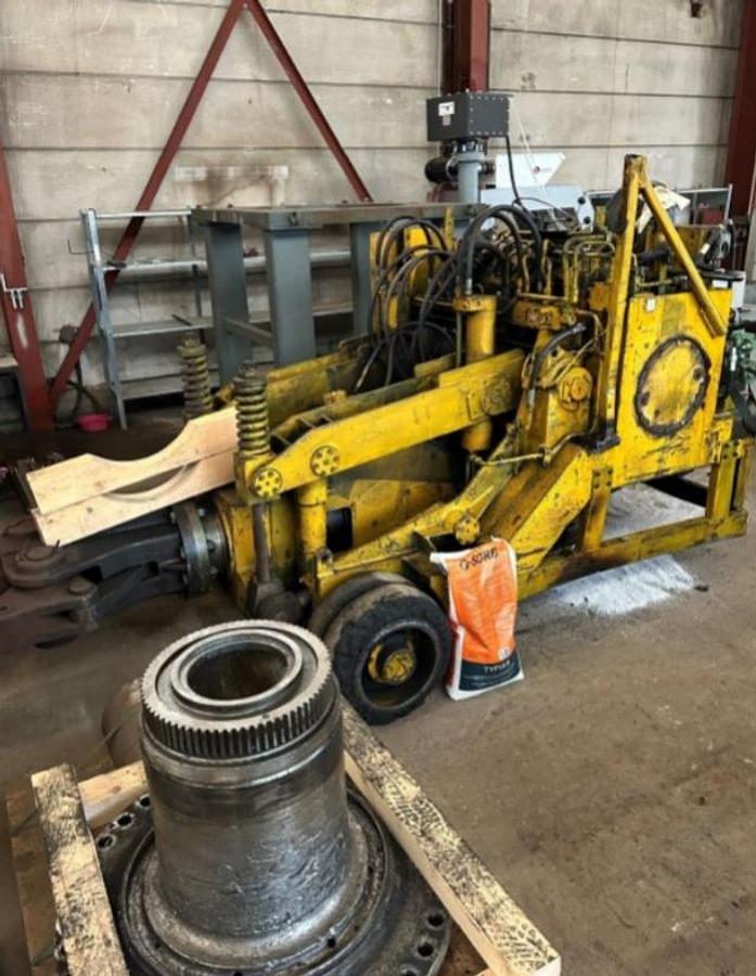 Used 1 ton Manipulator DDS AMP1000