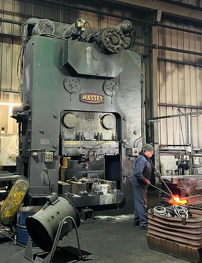 Used Press Trimming Massey