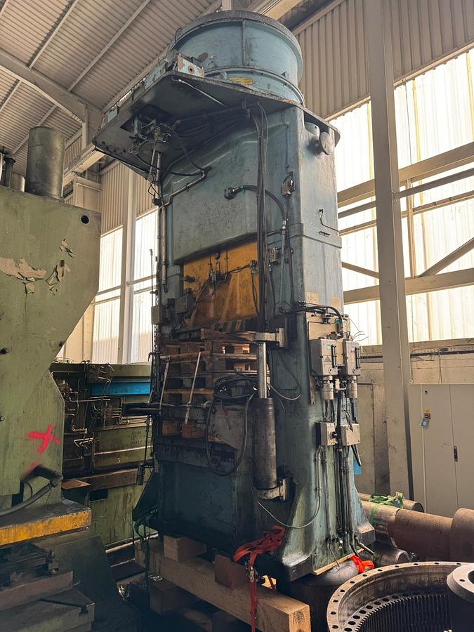 Used 800 tons Press Friction Screw Weingarten PSS225