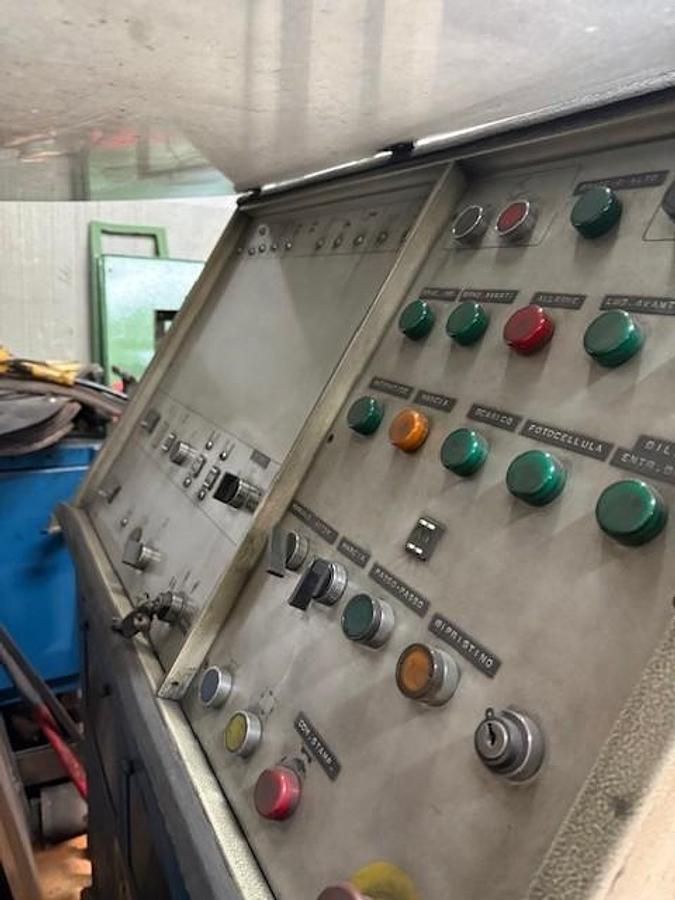 Used 270 tons Ficep PVH160