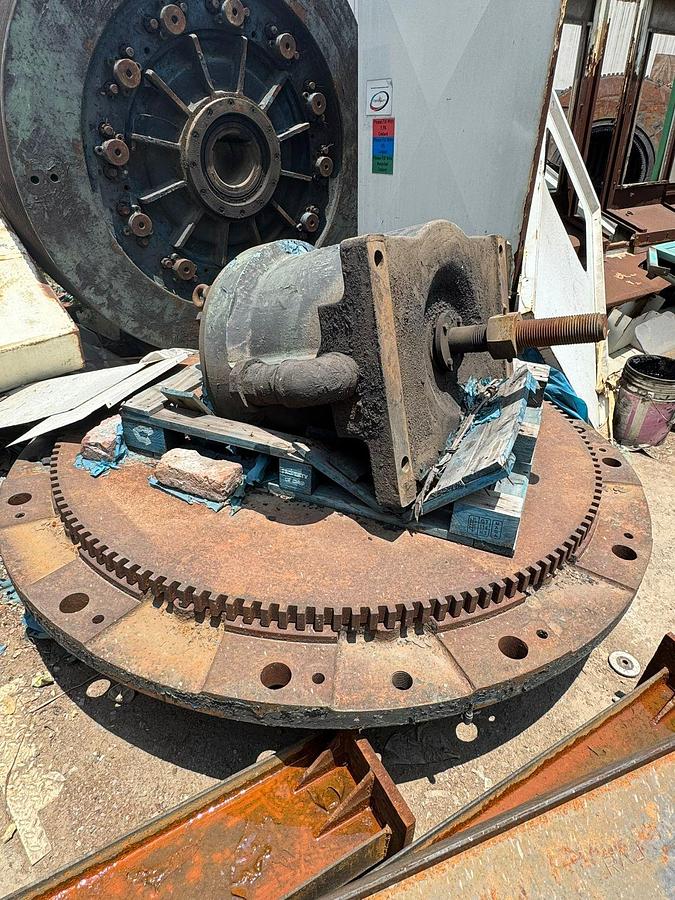 Used 1300 tons Press Hot Forging Massey