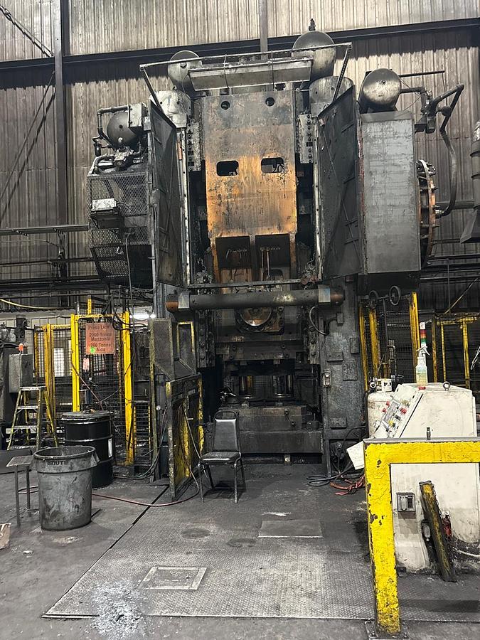 Used 2250 tons Press Hot Forging Manzoni